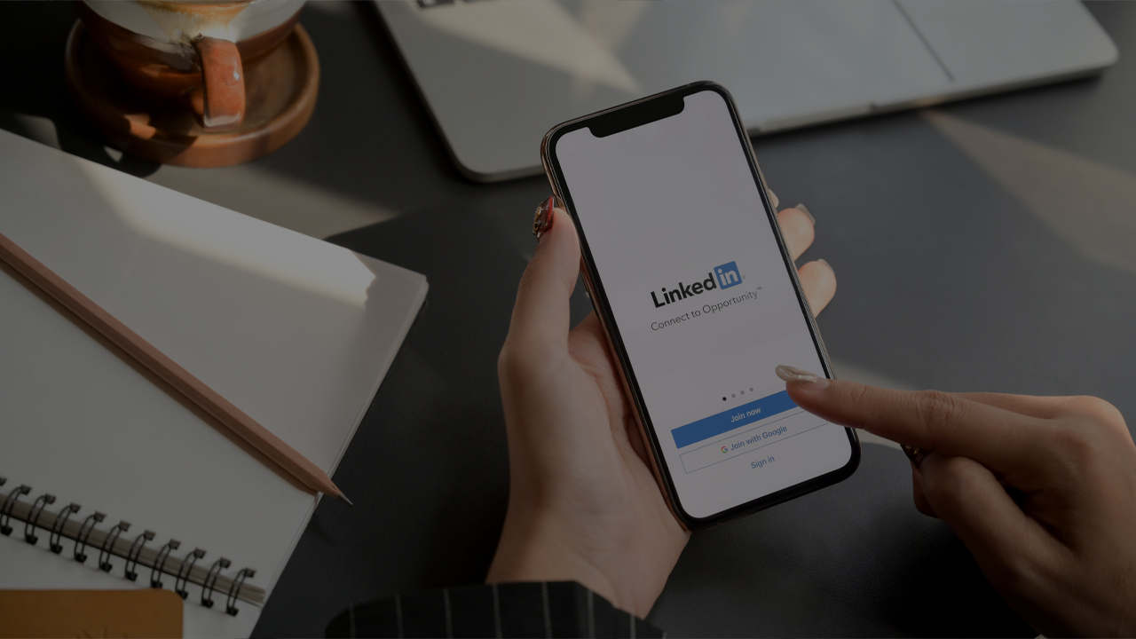 5 Easy Ways To Successfully Advertise Your Business On LinkedIn